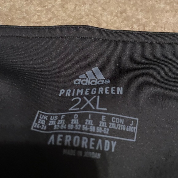 Adidas Biker Shorts - Picture 3 of 4